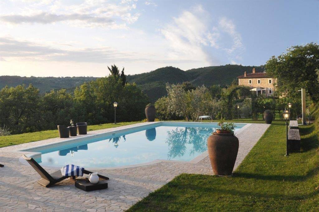 Exclusive Villa Parrano - Countryside With Pool Exteriör bild