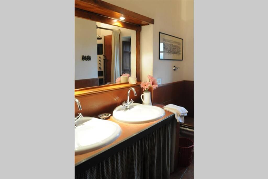 Exclusive Villa Parrano - Countryside With Pool Exteriör bild